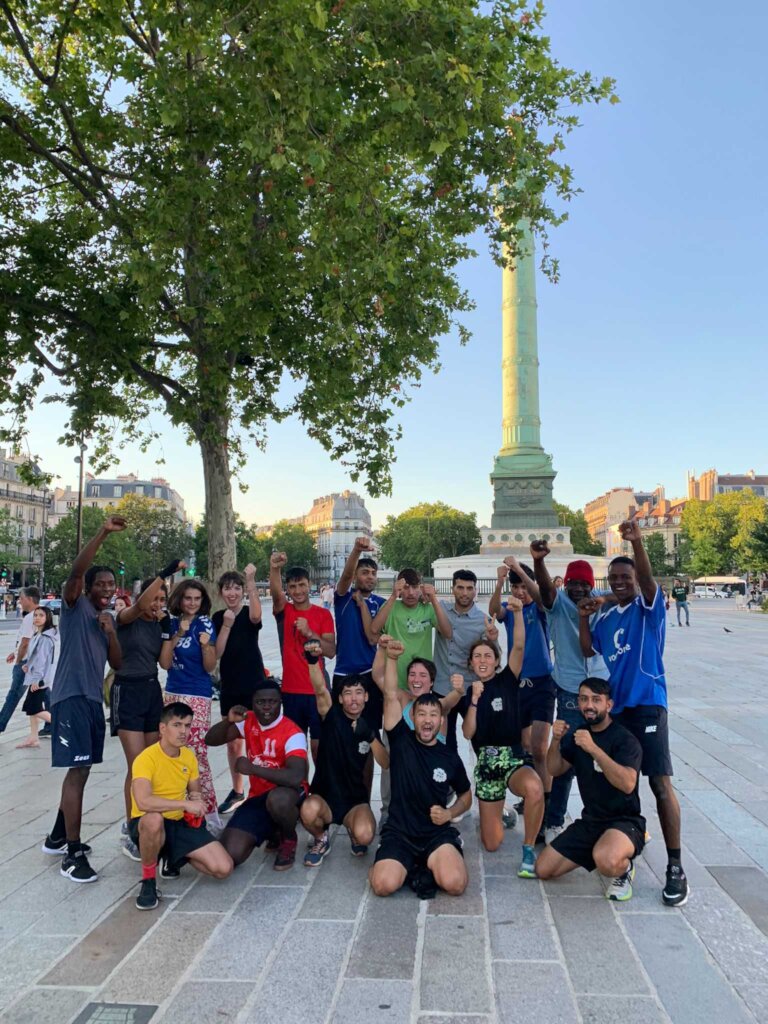 Improve refugees' life conditions in Greece