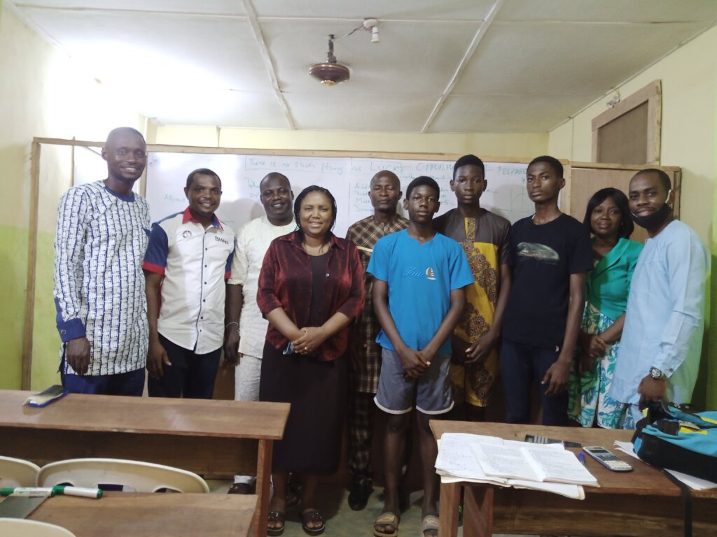 SOLVE IT RIGHT: MENTORING BOYS WITH MATHEMATICS