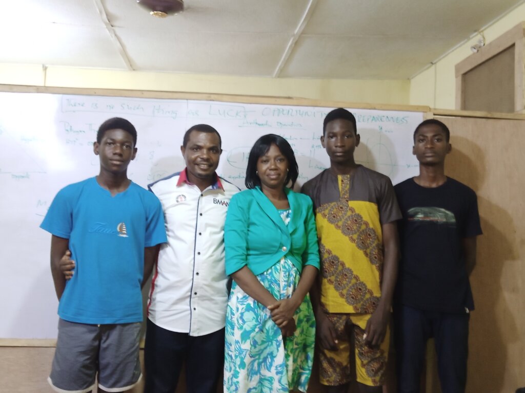 SOLVE IT RIGHT: MENTORING BOYS WITH MATHEMATICS