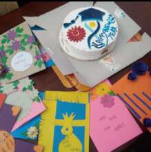 cake and new year cards