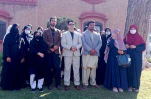 group photo with the renowned singer