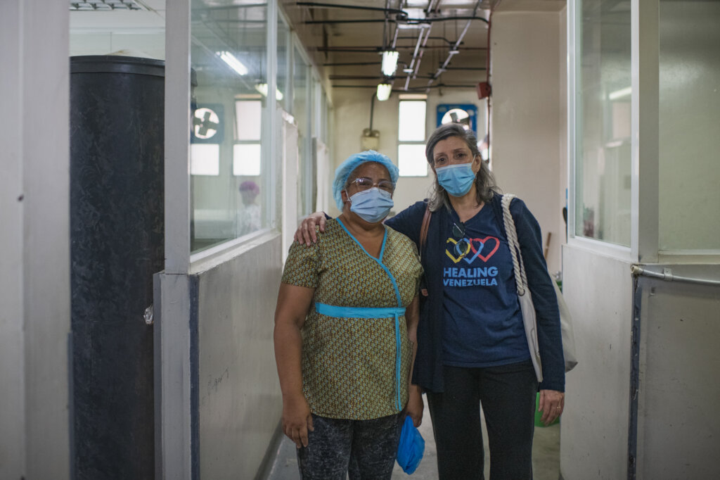 Helping young Venezuelan doctors scholarship