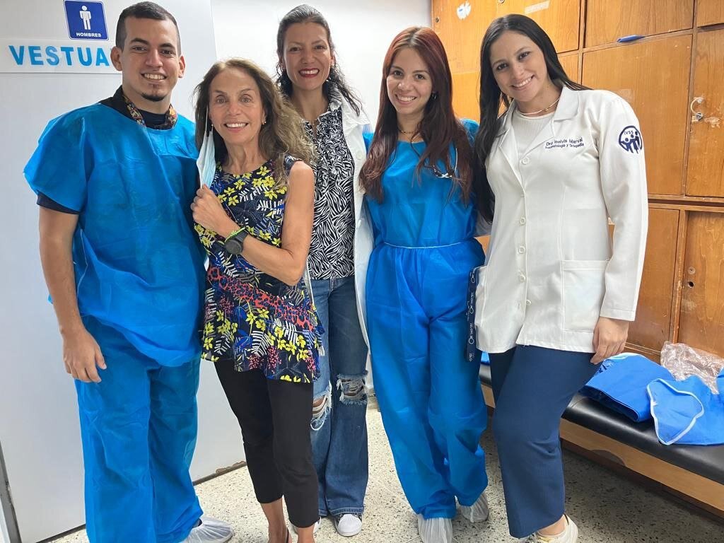 Helping young Venezuelan doctors scholarship