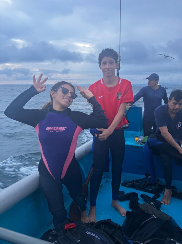 At-risk youth and marine conservancy alliance