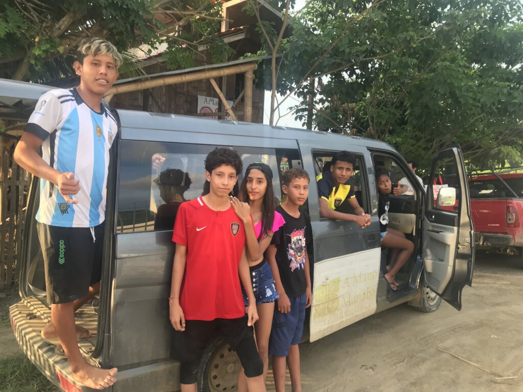At-risk youth and marine conservancy alliance