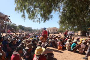 Aide a la population locale