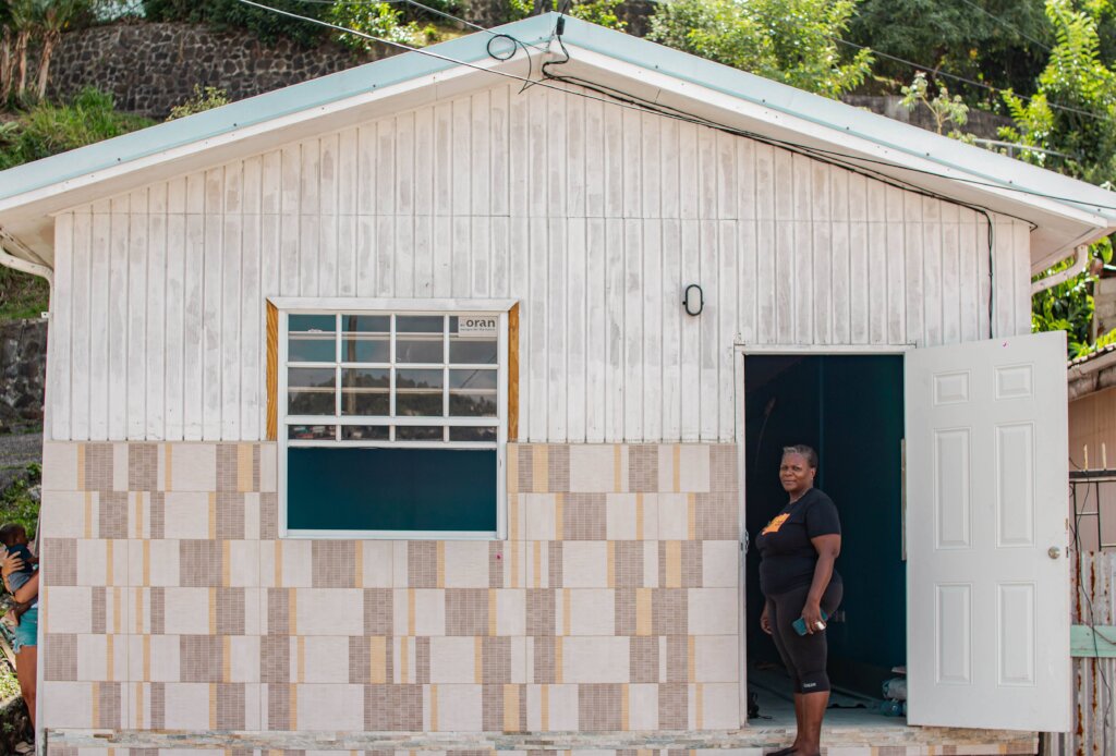 Office where the pantry will be built as support