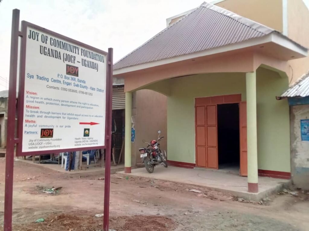 Provide Reusable Menstrual Kits to Girls in Uganda