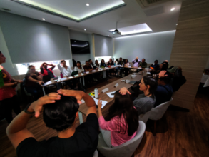 Comunalia's members discussing community led focus