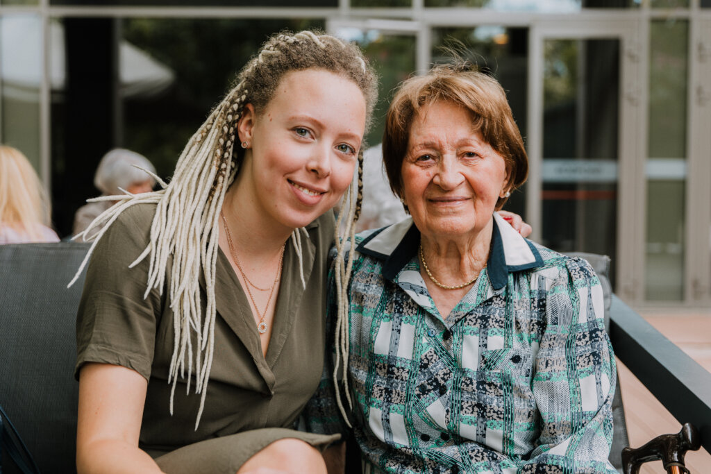 Let's help lonely elderly living in Hungary