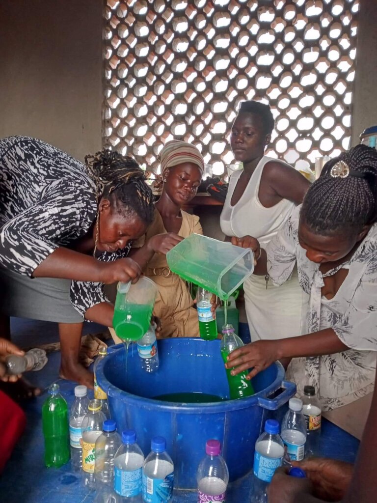 Build a skill center for young moms in Uganda!