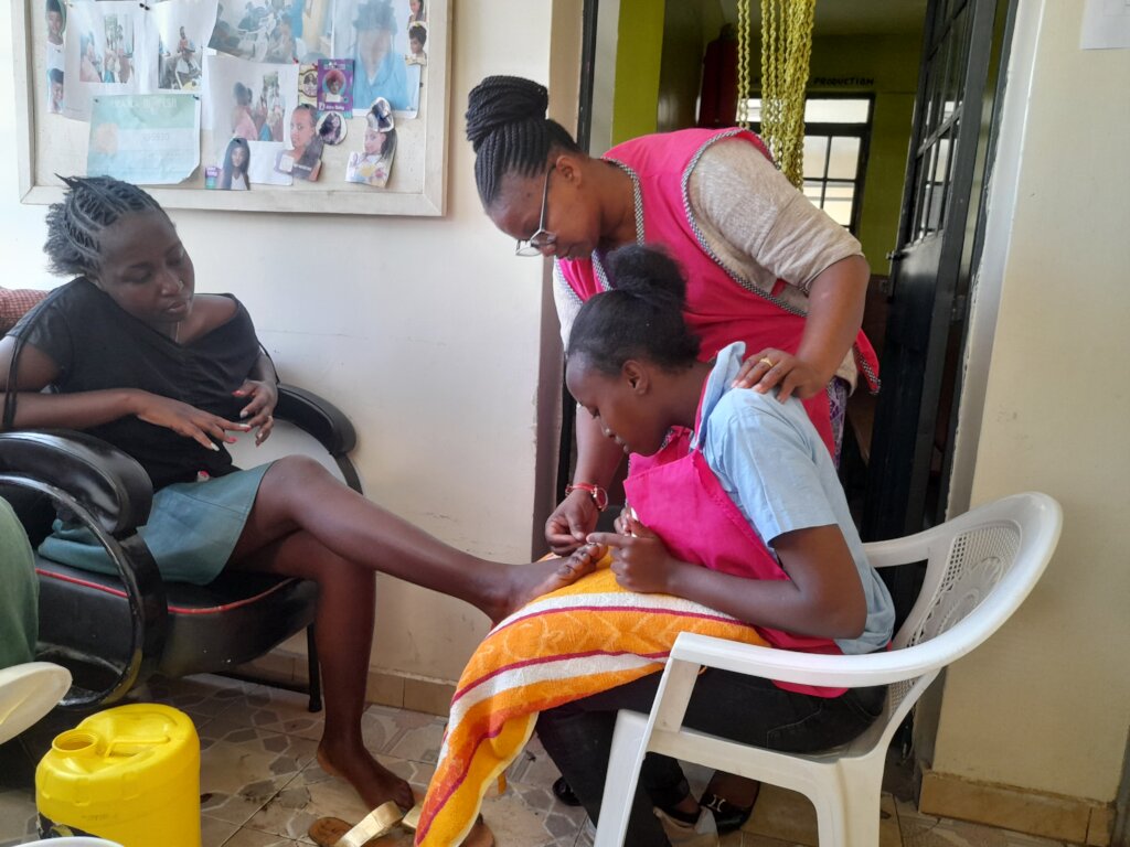 Teenage Mothers Economic Empowerment Project