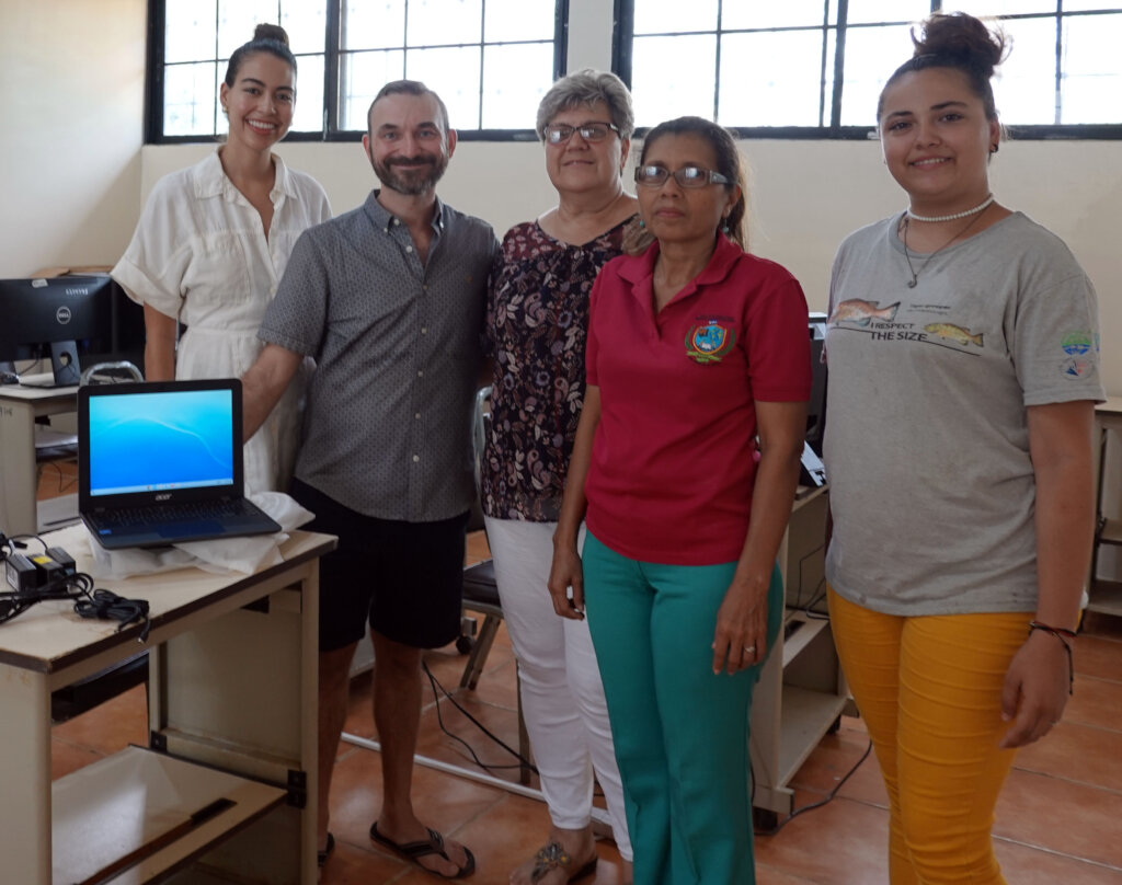 New Computers for Utila's Public Schools