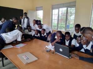 Students learning how to research using the web
