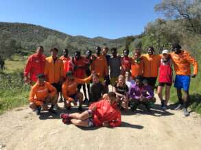 Fundraising relay in Lesvos : running 320km in 32h