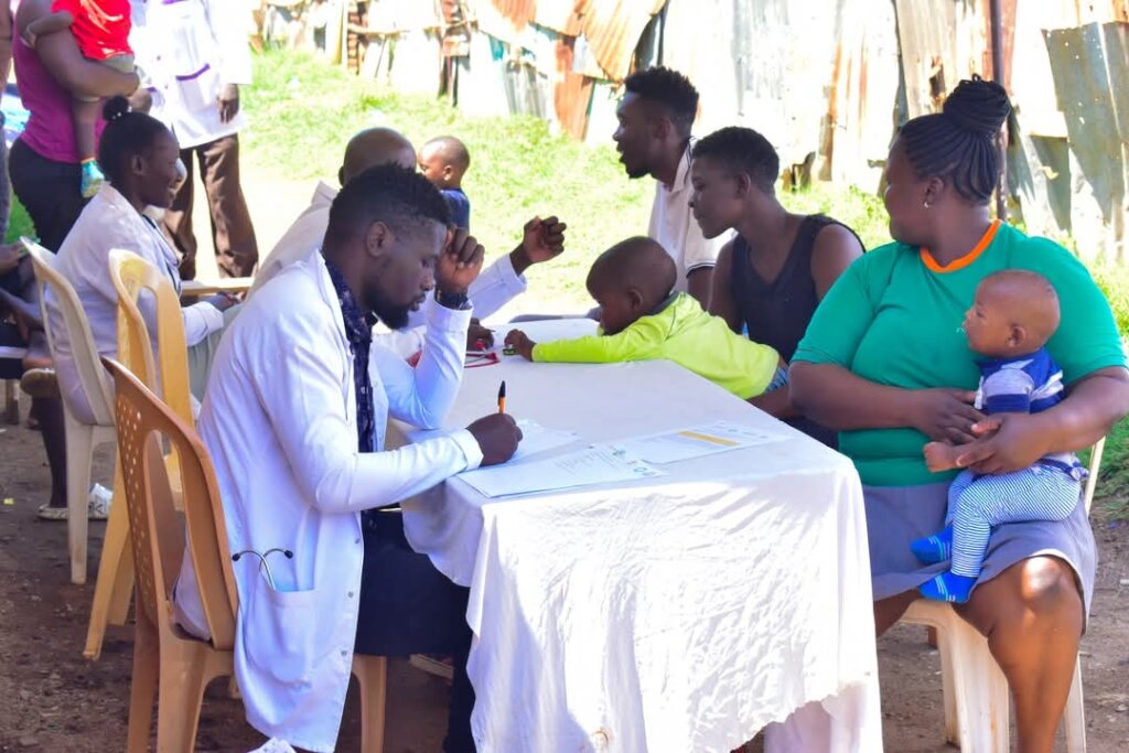 Save a Mother and a Baby in Manyatta Slum in Kenya