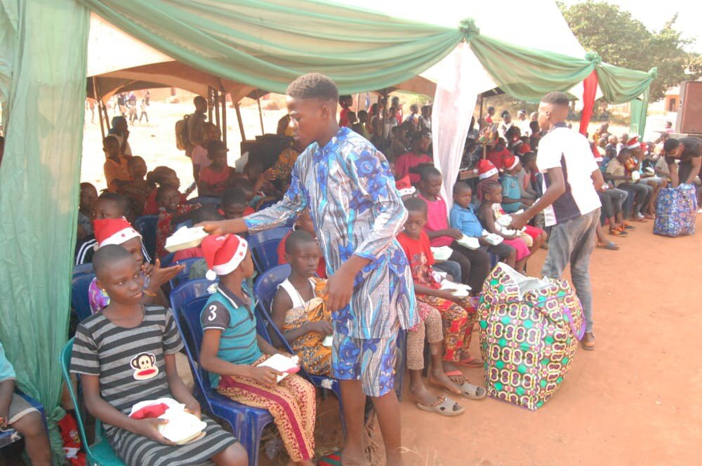 Support Food Bank to feed poor people in Nigeria