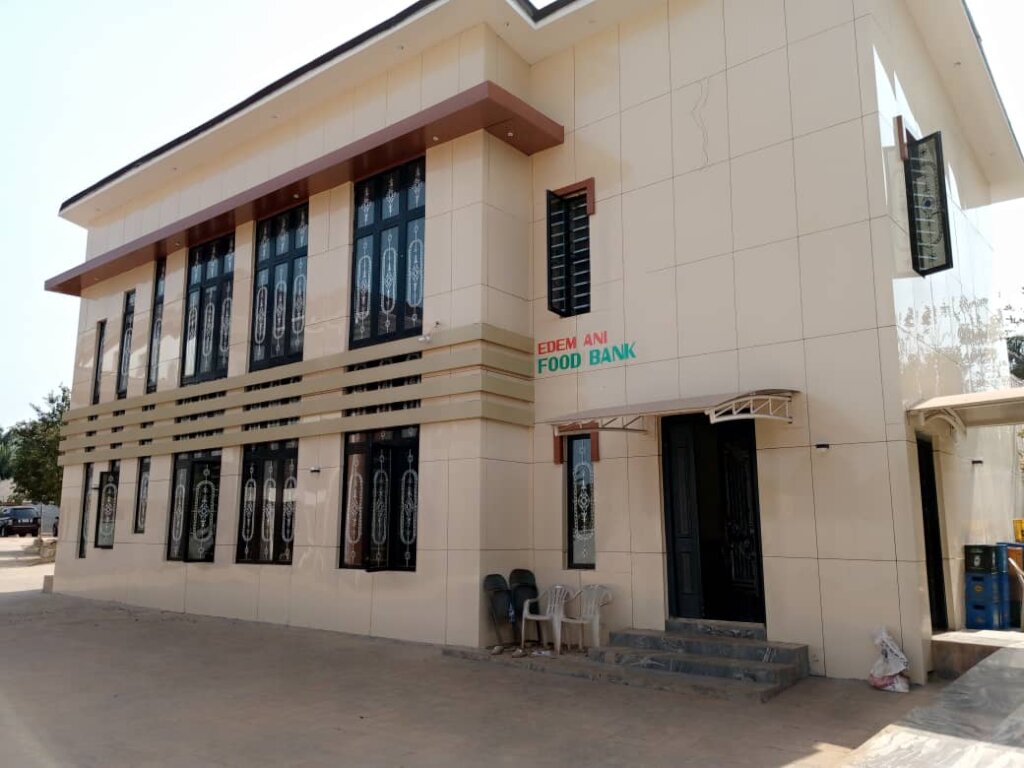 Support Food Bank to feed poor people in Nigeria