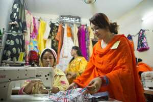 Jhorna mentors her employees.
