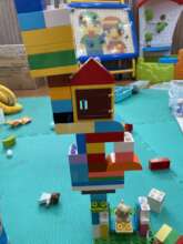 Building a tall tower with Lego bricks