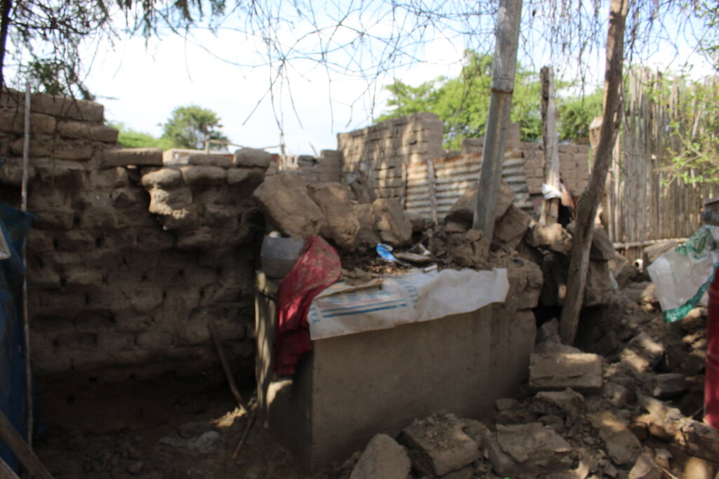 Flood relief for families in Pacasmayo, Peru