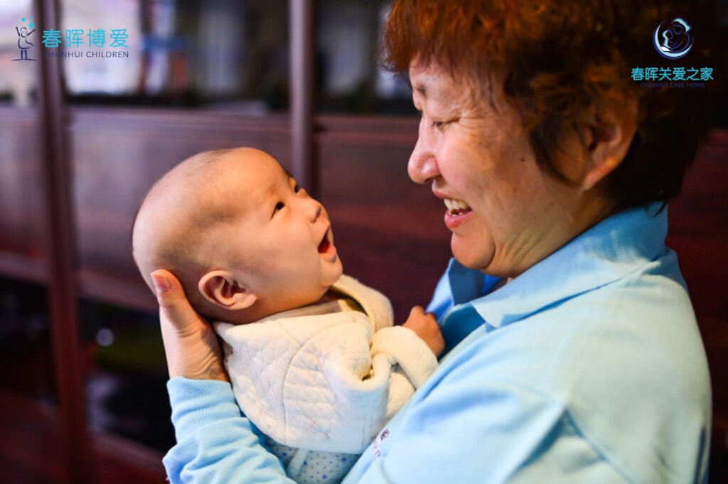 Bring Best Medical Treatment to Orphans in China