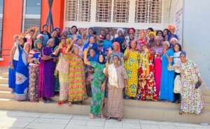 Mothers in business training program, Guinea