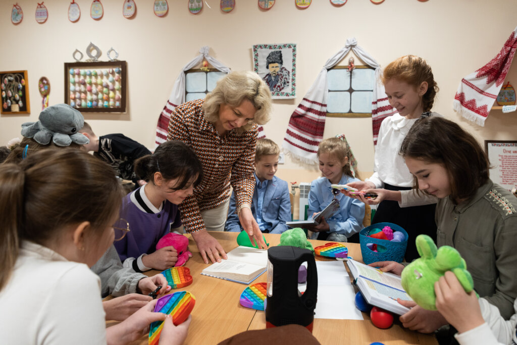 Provide Chest for Shelter to 10 Ukrainian Schools