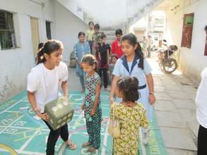Children learned importance of Herbal Holi - CEE