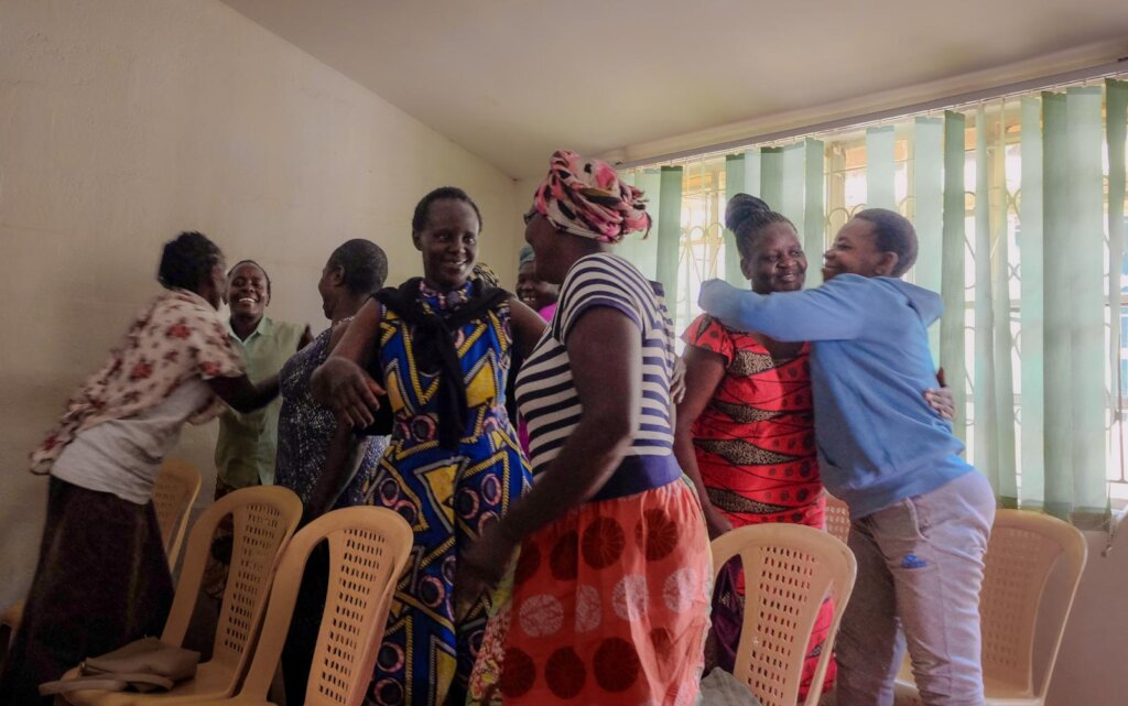 equip 300 young mothers with business skills.