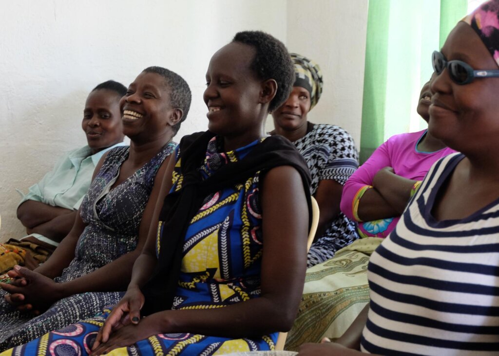 Equip 300 Young Mothers with Business skills.