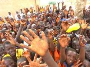 Enthusiastic local Kids' Welcome!