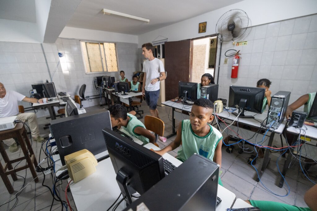 Feed & Educate: Keep Kids Safe in Brazil's Favelas