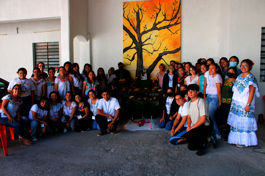 Empowering 4 Students as Change Agents in Yucatan
