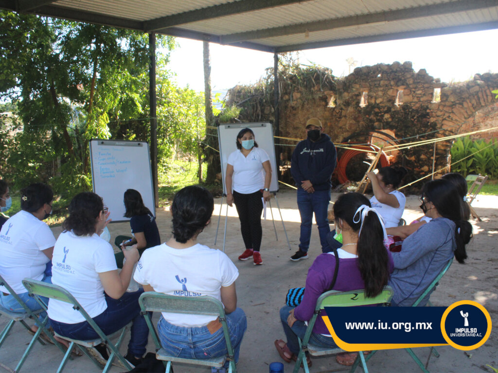 Empowering 4 Students as Change Agents in Yucatan