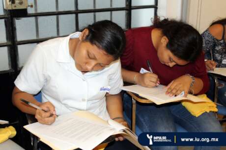 Impulsing Vocations for 4 Students in Yucatan