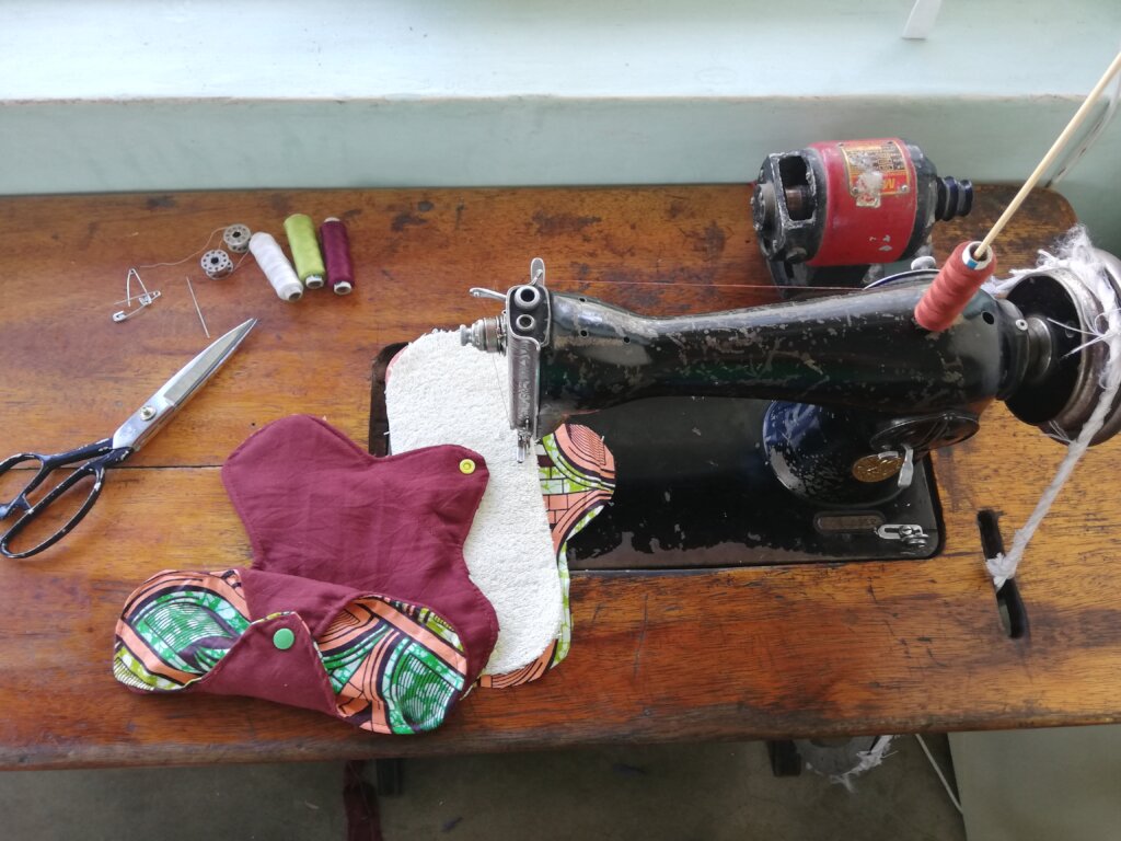 Empower 2500 girls in Tanzania: Sew self made pads