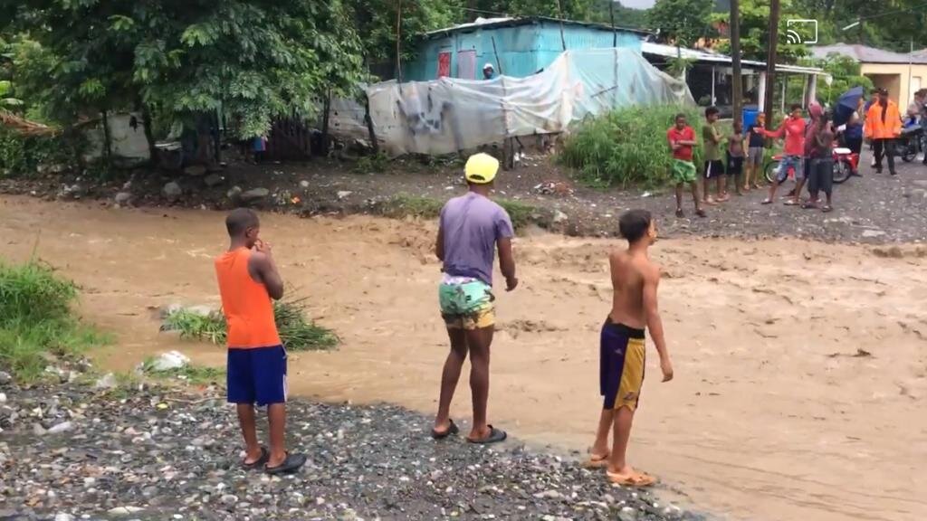 Aid for children and families Flood Dominican Rep. GlobalGiving