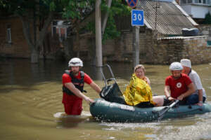 Kakhovka Dam. Help Ukrainian Red Cross save people