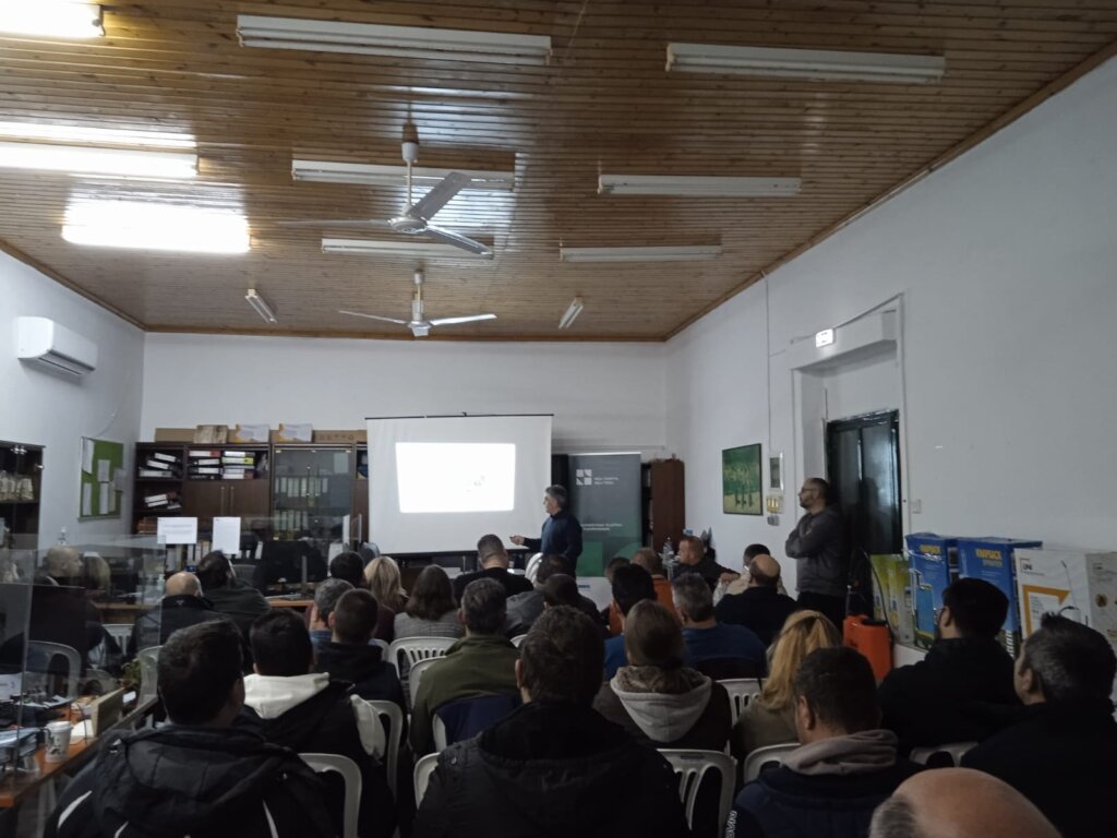 1 out of 10 trainings that took place in Farssala