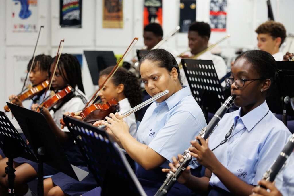 Support St. Andrew's International School