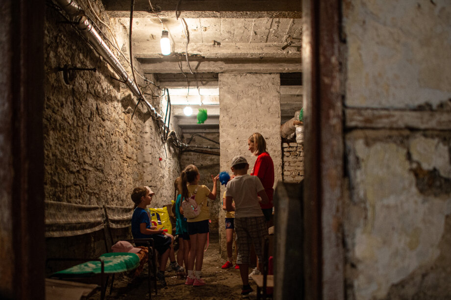 Save kids with Ukrainian Red Cross