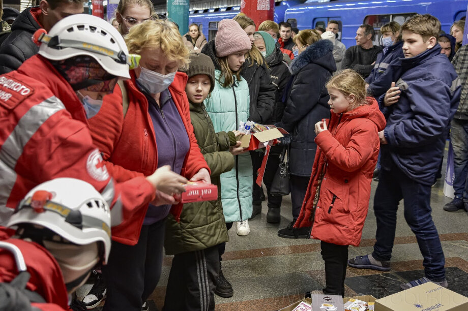 Save kids with Ukrainian Red Cross