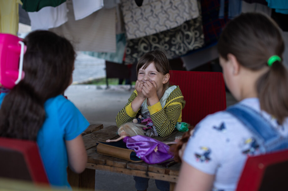 Save kids with Ukrainian Red Cross