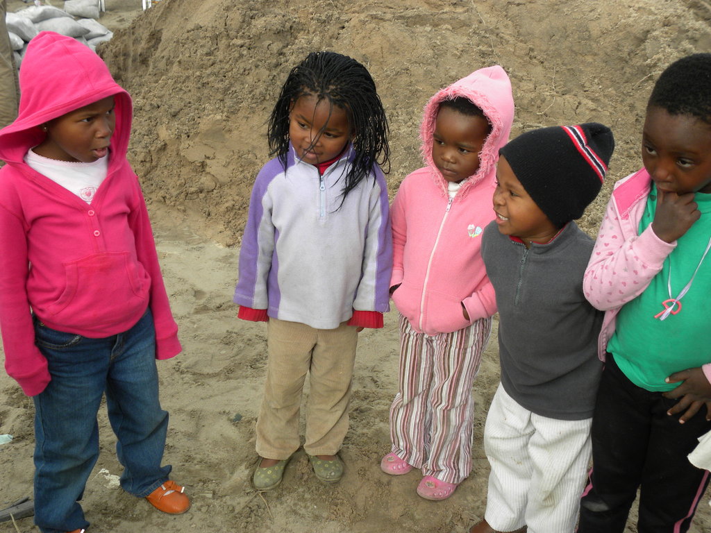 Ecovillage: Uplift 20000 squatters in South Africa