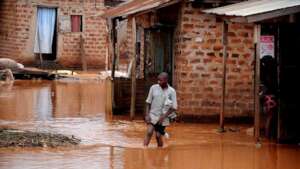 Help the 200 adults floods victims in makole .