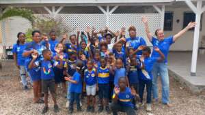 Group picture after creative kids activity
