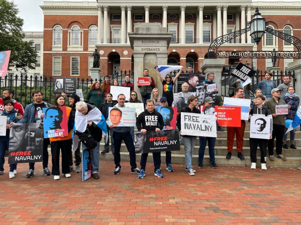 Supporters of Alexei Navalny in Boston