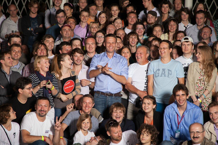 Alexei Navalny and volunteers