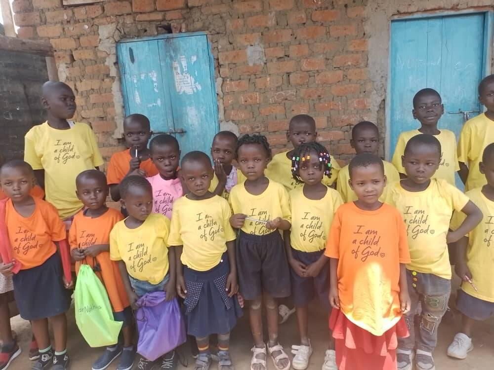 Food, water and healthcare for Ugandan children
